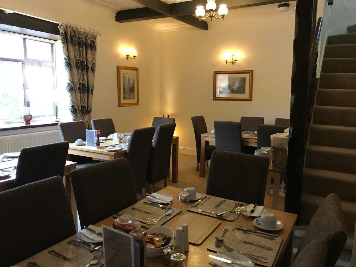 Bridge Farm Hotel Leeds  Exterior photo